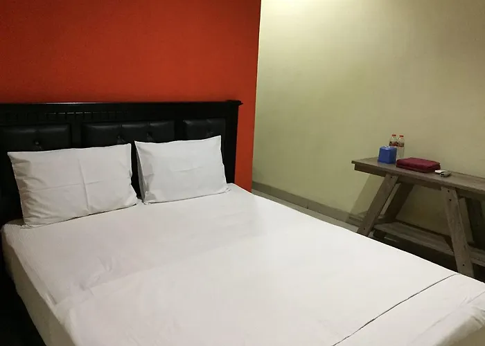 Toedjoeh Enam Homestay